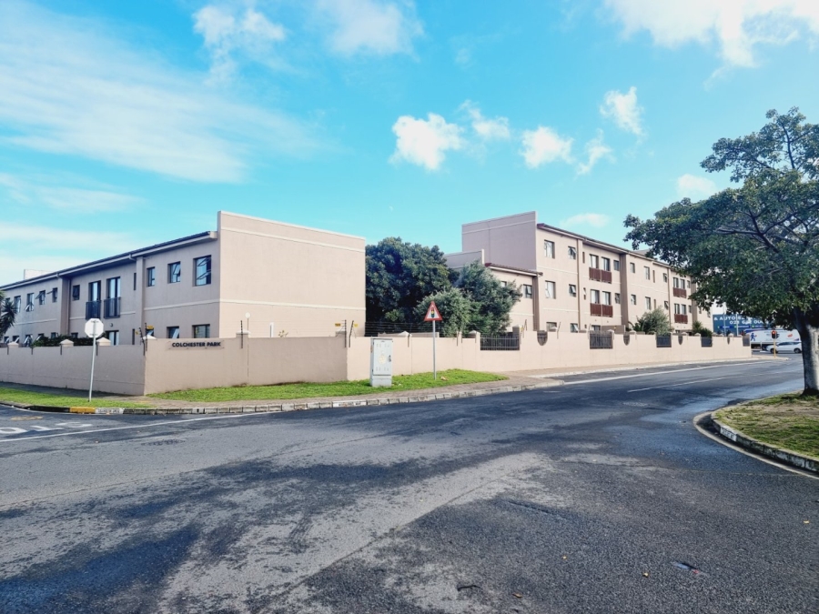 2 Bedroom Property for Sale in Parklands Western Cape